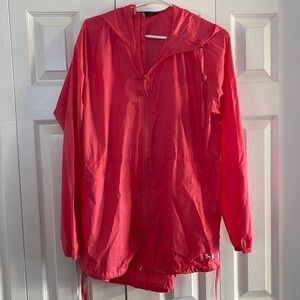 Under Armour Thin Jacket size L🥰🥰